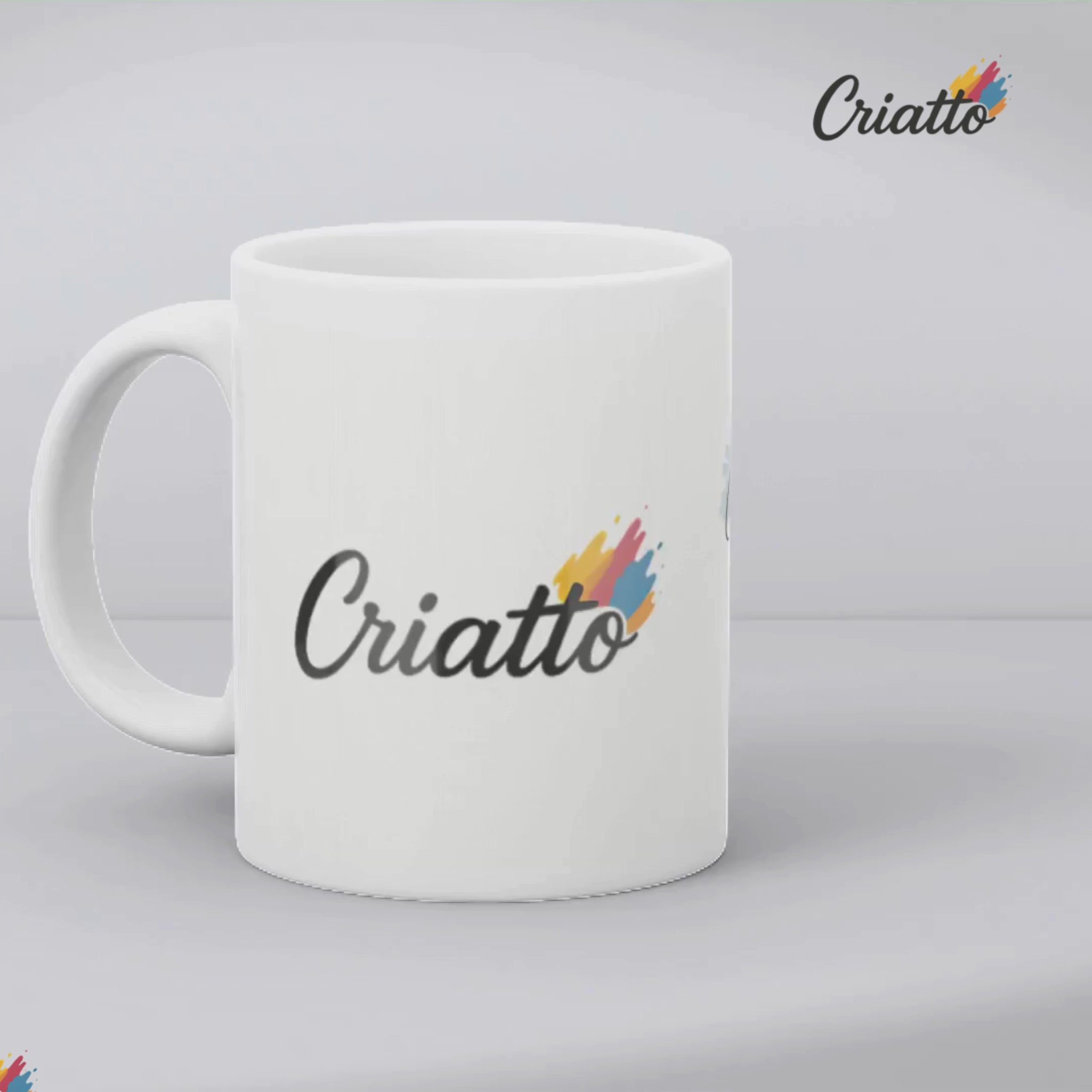 Carregar vídeo: Neste vídeo, mostramos como a arte personalizada da Criatto se aplica com perfeição à cerâmica — com brilho, cor e detalhe.